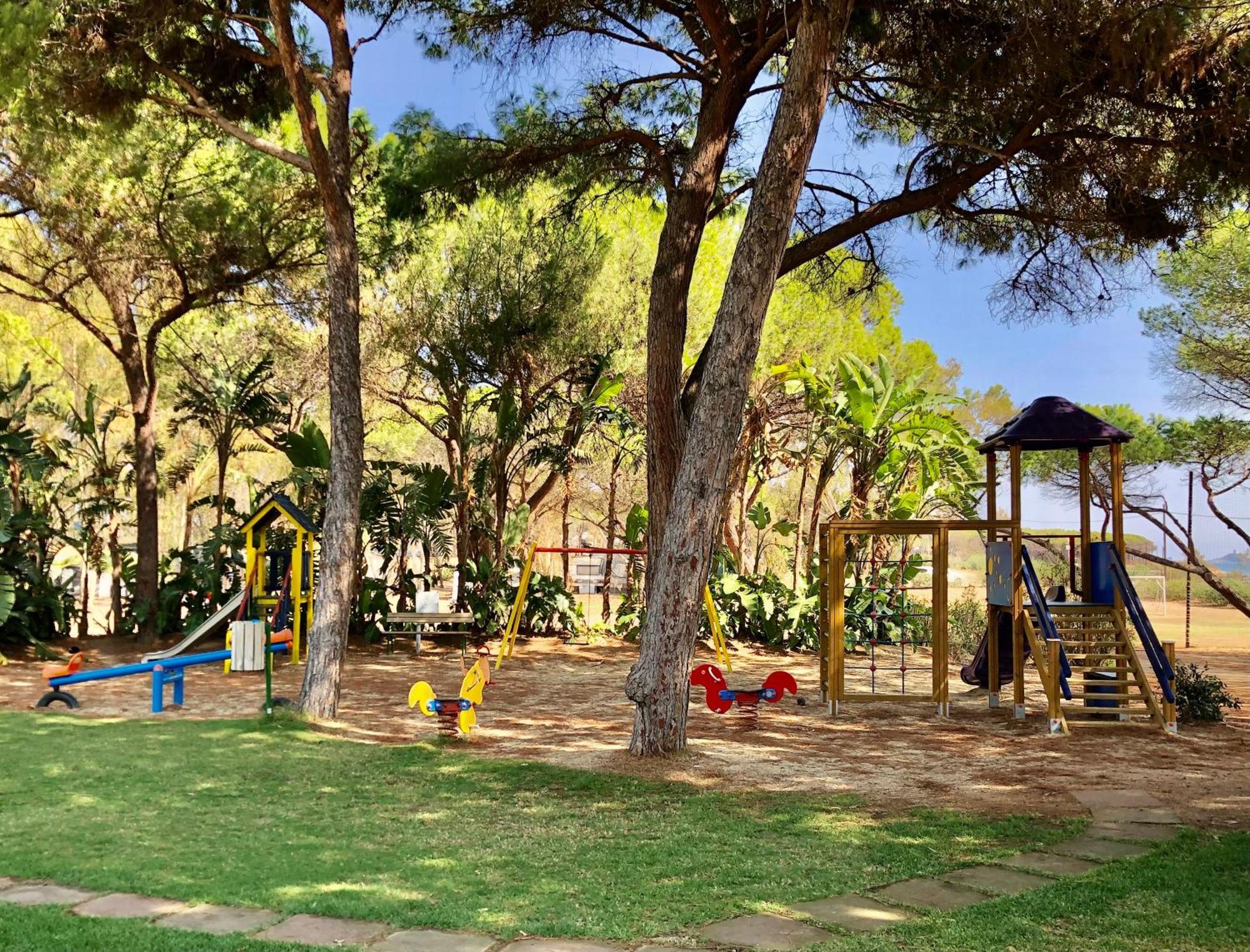 Camping Cala D'Ostia Pula Exterior foto